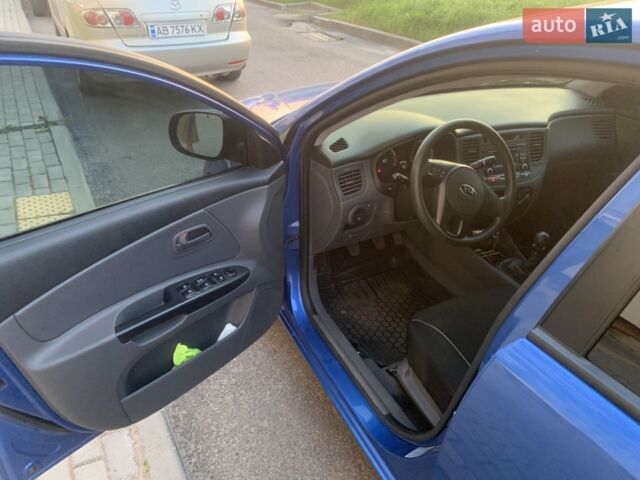 Синий Киа Рио, объемом двигателя 1.4 л и пробегом 62 тыс. км за 6500 $, фото 5 на Automoto.ua