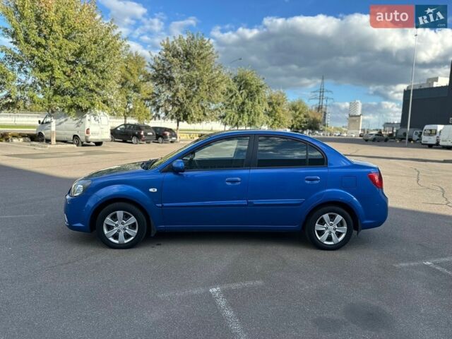 Синий Киа Рио, объемом двигателя 1.4 л и пробегом 88 тыс. км за 5250 $, фото 4 на Automoto.ua