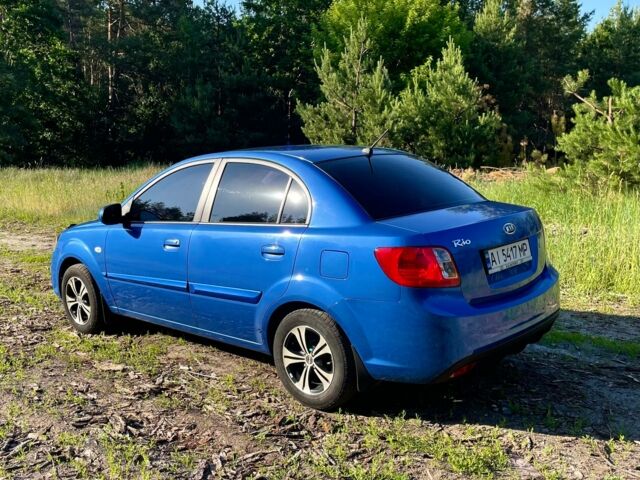 Синий Киа Рио, объемом двигателя 1.4 л и пробегом 138 тыс. км за 6950 $, фото 4 на Automoto.ua