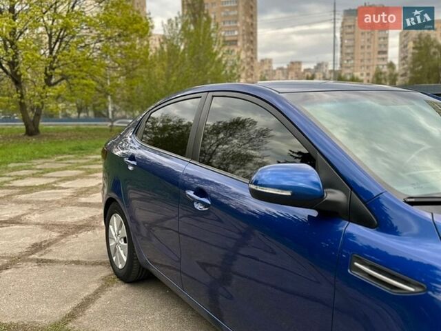 Синий Киа Рио, объемом двигателя 1.59 л и пробегом 273 тыс. км за 7550 $, фото 4 на Automoto.ua