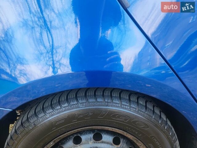 Синий Киа Рио, объемом двигателя 1.4 л и пробегом 155 тыс. км за 8100 $, фото 4 на Automoto.ua