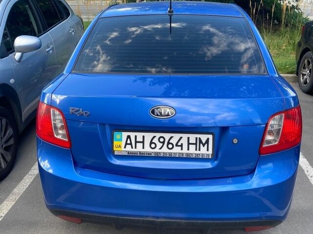 Синій Кіа Ріо, об'ємом двигуна 1.4 л та пробігом 88 тис. км за 6100 $, фото 4 на Automoto.ua