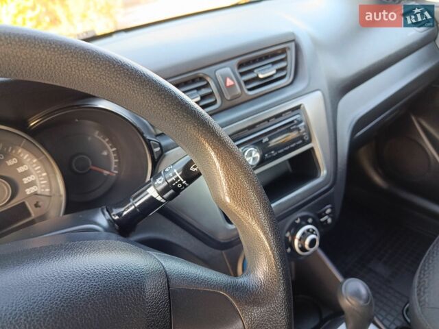 Синий Киа Рио, объемом двигателя 1.4 л и пробегом 138 тыс. км за 7999 $, фото 23 на Automoto.ua