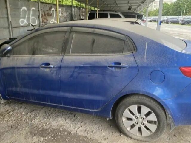Синий Киа Рио, объемом двигателя 1.6 л и пробегом 218 тыс. км за 1600 $, фото 1 на Automoto.ua