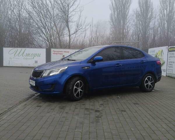 Синій Кіа Ріо, об'ємом двигуна 1.4 л та пробігом 187 тис. км за 6700 $, фото 3 на Automoto.ua