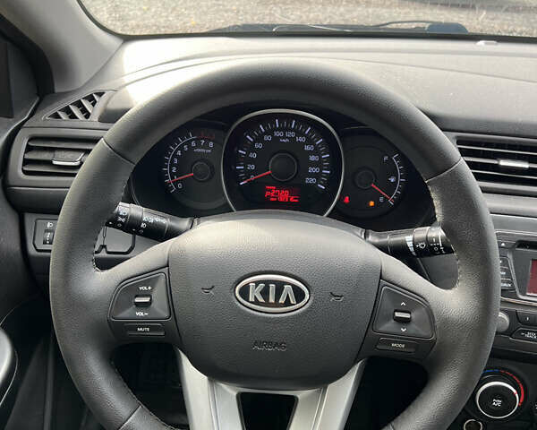 Синій Кіа Ріо, об'ємом двигуна 1.59 л та пробігом 128 тис. км за 7900 $, фото 11 на Automoto.ua