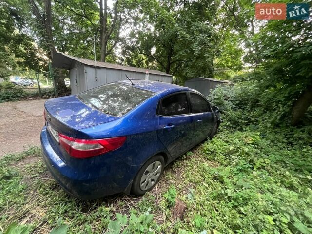 Синий Киа Рио, объемом двигателя 1.4 л и пробегом 130 тыс. км за 5500 $, фото 5 на Automoto.ua