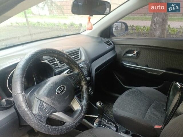 Синий Киа Рио, объемом двигателя 1.59 л и пробегом 233 тыс. км за 8000 $, фото 5 на Automoto.ua