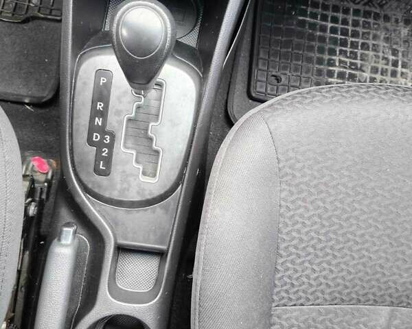 Синій Кіа Ріо, об'ємом двигуна 1.4 л та пробігом 187 тис. км за 6700 $, фото 6 на Automoto.ua
