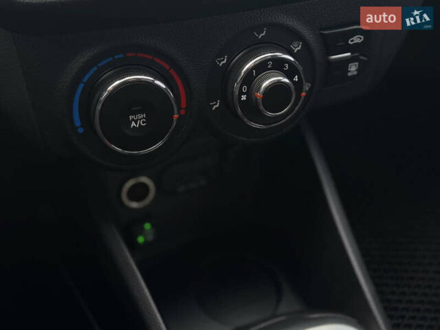 Синий Киа Рио, объемом двигателя 1.59 л и пробегом 163 тыс. км за 8300 $, фото 16 на Automoto.ua