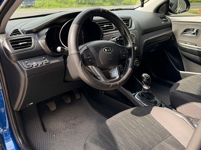 Синий Киа Рио, объемом двигателя 1.59 л и пробегом 110 тыс. км за 7800 $, фото 38 на Automoto.ua
