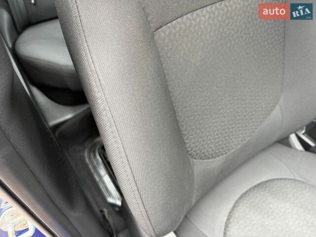 Синій Кіа Ріо, об'ємом двигуна 1.4 л та пробігом 138 тис. км за 6950 $, фото 26 на Automoto.ua