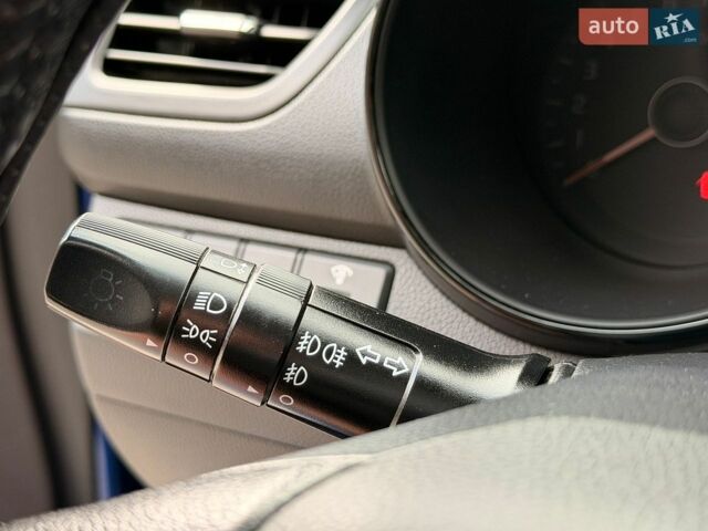 Синий Киа Рио, объемом двигателя 1.59 л и пробегом 110 тыс. км за 7800 $, фото 33 на Automoto.ua