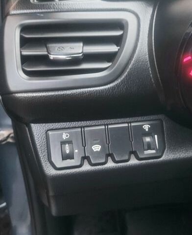 Синій Кіа Ріо, об'ємом двигуна 1.6 л та пробігом 182 тис. км за 7900 $, фото 15 на Automoto.ua