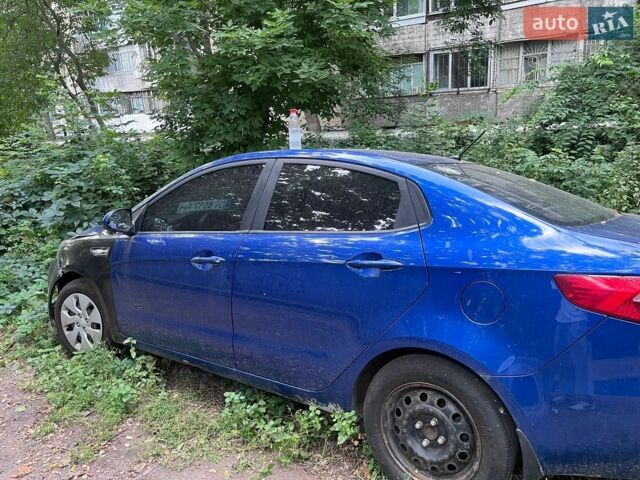 Синий Киа Рио, объемом двигателя 1.4 л и пробегом 130 тыс. км за 5500 $, фото 2 на Automoto.ua