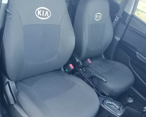 Киа Рио 2012 в Полтаве на Automoto.ua Синий Киа Рио, объемом двигателя 1.4 л и пробегом 142 тыс. км за 7999 $, фото 40 на Automoto.ua