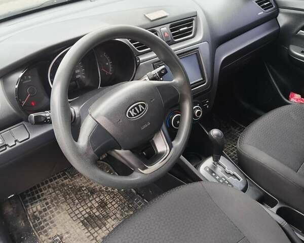 Синій Кіа Ріо, об'ємом двигуна 1.4 л та пробігом 187 тис. км за 6700 $, фото 8 на Automoto.ua