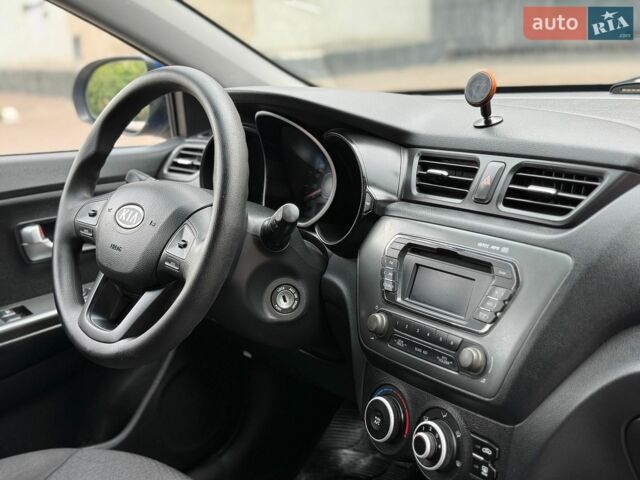 Синій Кіа Ріо, об'ємом двигуна 1.4 л та пробігом 138 тис. км за 6950 $, фото 28 на Automoto.ua