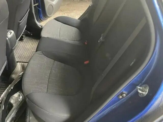 Синий Киа Рио, объемом двигателя 1.6 л и пробегом 218 тыс. км за 1600 $, фото 6 на Automoto.ua