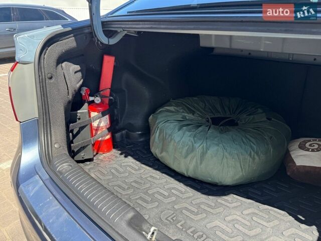 Синий Киа Рио, объемом двигателя 1.4 л и пробегом 216 тыс. км за 8500 $, фото 29 на Automoto.ua