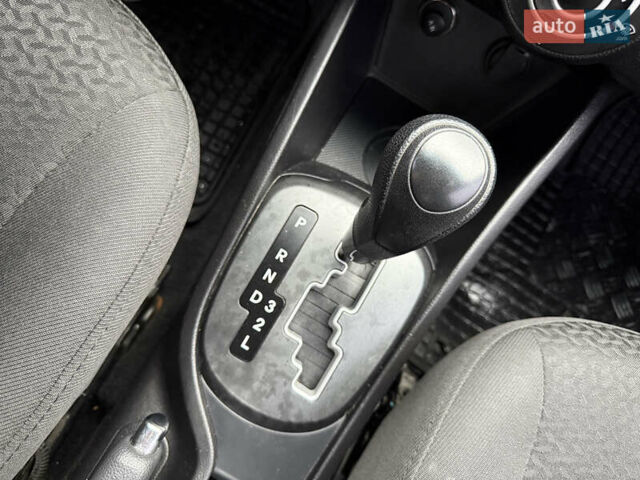 Синій Кіа Ріо, об'ємом двигуна 1.4 л та пробігом 187 тис. км за 6750 $, фото 26 на Automoto.ua