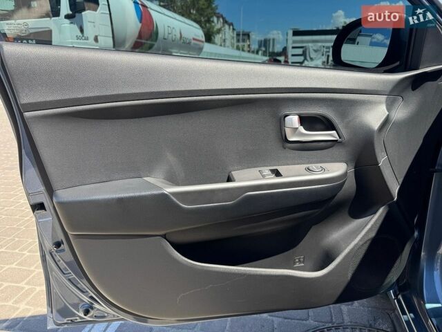 Синий Киа Рио, объемом двигателя 1.4 л и пробегом 216 тыс. км за 8500 $, фото 23 на Automoto.ua