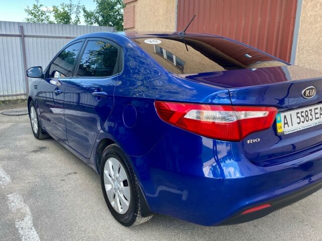 Синій Кіа Ріо, об'ємом двигуна 1.6 л та пробігом 189 тис. км за 7800 $, фото 1 на Automoto.ua