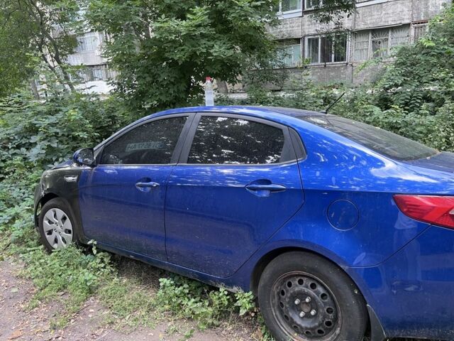 Синий Киа Рио, объемом двигателя 1.6 л и пробегом 130 тыс. км за 5294 $, фото 3 на Automoto.ua