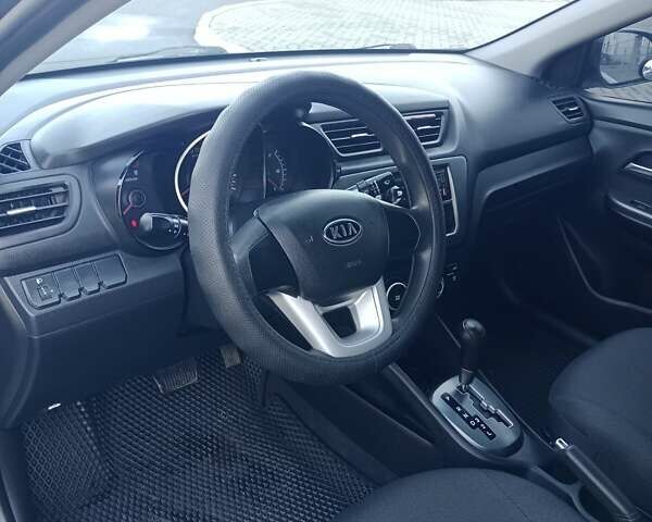 Киа Рио 2012 в Полтаве на Automoto.ua Синий Киа Рио, объемом двигателя 1.4 л и пробегом 142 тыс. км за 7999 $, фото 31 на Automoto.ua