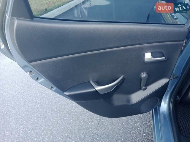 Киа Рио 2012 в Полтаве на Automoto.ua Синий Киа Рио, объемом двигателя 1.4 л и пробегом 142 тыс. км за 7999 $, фото 32 на Automoto.ua