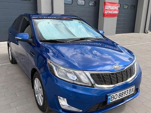 Синий Киа Рио, объемом двигателя 1.59 л и пробегом 110 тыс. км за 7800 $, фото 1 на Automoto.ua
