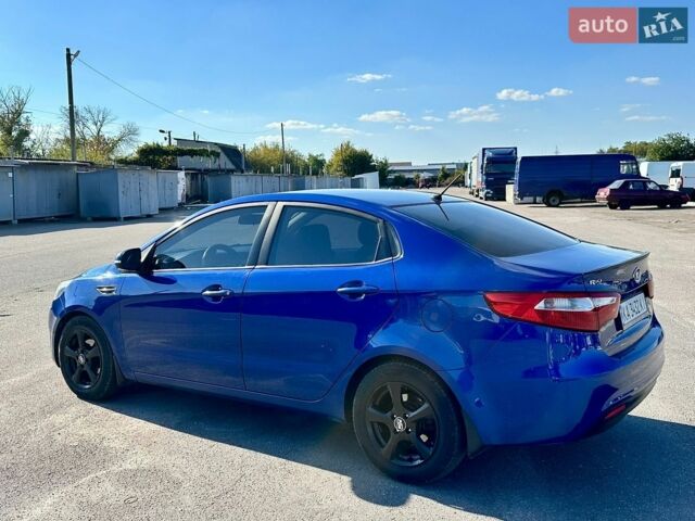 Синий Киа Рио, объемом двигателя 1.6 л и пробегом 190 тыс. км за 5999 $, фото 3 на Automoto.ua