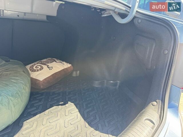 Синий Киа Рио, объемом двигателя 1.4 л и пробегом 216 тыс. км за 8500 $, фото 30 на Automoto.ua