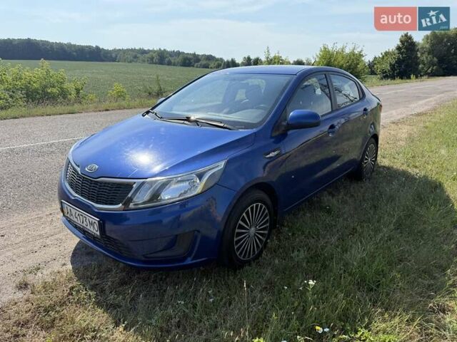 Синий Киа Рио, объемом двигателя 1.37 л и пробегом 68 тыс. км за 6500 $, фото 2 на Automoto.ua