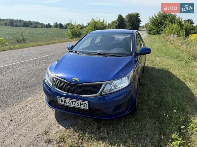 Синий Киа Рио, объемом двигателя 1.37 л и пробегом 68 тыс. км за 6500 $, фото 3 на Automoto.ua