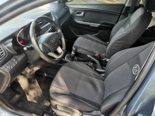 Синій Кіа Ріо, об'ємом двигуна 1.4 л та пробігом 138 тис. км за 8300 $, фото 7 на Automoto.ua