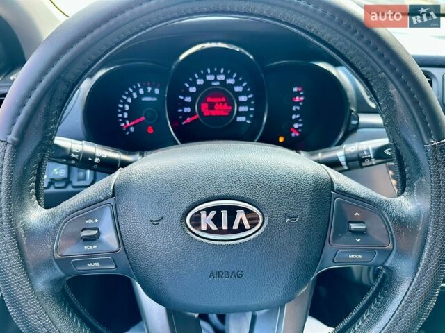 Синій Кіа Ріо, об'ємом двигуна 1.6 л та пробігом 190 тис. км за 5999 $, фото 21 на Automoto.ua