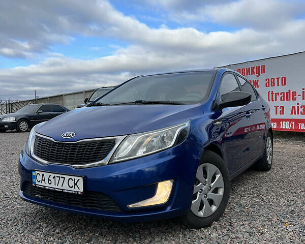 Синій Кіа Ріо, об'ємом двигуна 1.59 л та пробігом 128 тис. км за 7900 $, фото 3 на Automoto.ua