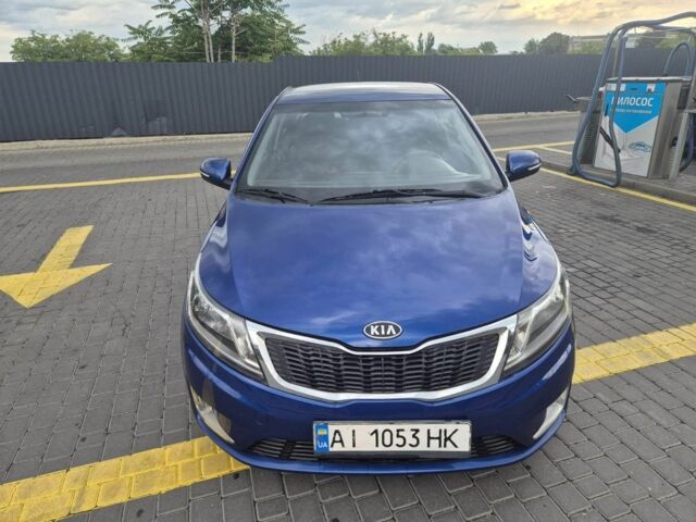 Синий Киа Рио, объемом двигателя 1.6 л и пробегом 150 тыс. км за 8371 $, фото 2 на Automoto.ua