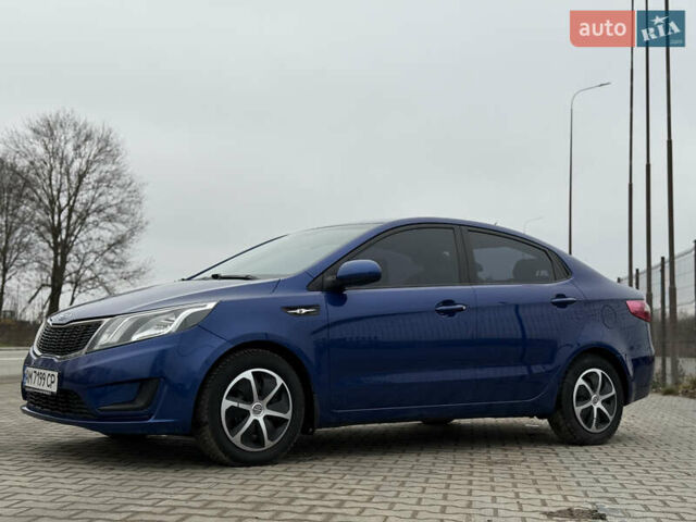 Синій Кіа Ріо, об'ємом двигуна 1.4 л та пробігом 187 тис. км за 6750 $, фото 3 на Automoto.ua