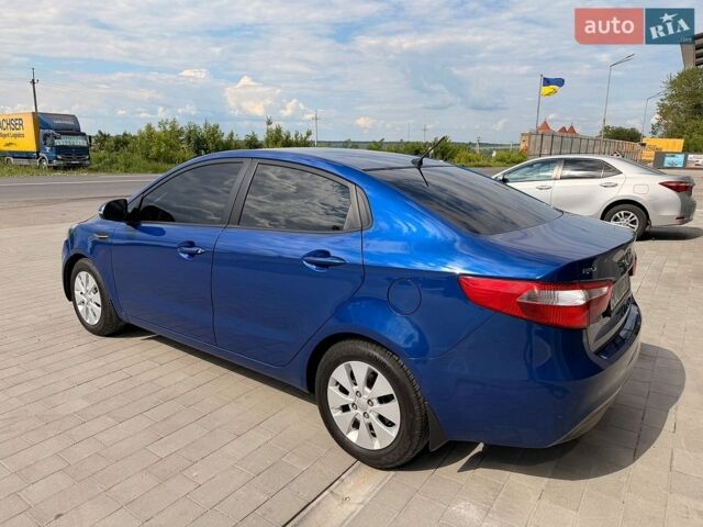 Синий Киа Рио, объемом двигателя 1.59 л и пробегом 110 тыс. км за 7800 $, фото 3 на Automoto.ua