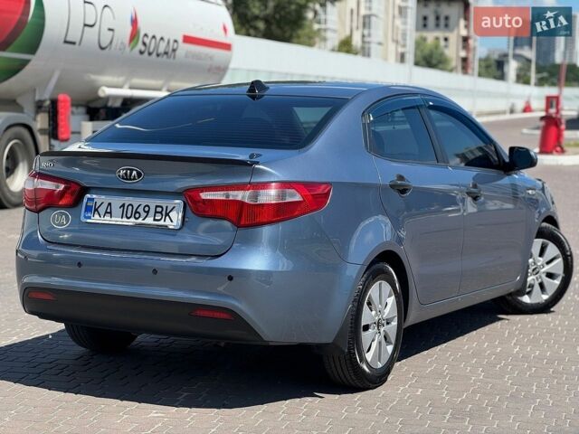 Синий Киа Рио, объемом двигателя 1.4 л и пробегом 216 тыс. км за 8500 $, фото 13 на Automoto.ua