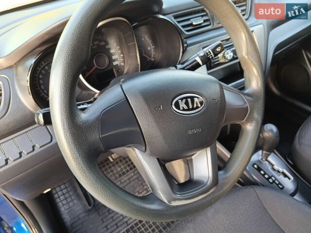 Синий Киа Рио, объемом двигателя 1.4 л и пробегом 138 тыс. км за 7999 $, фото 13 на Automoto.ua