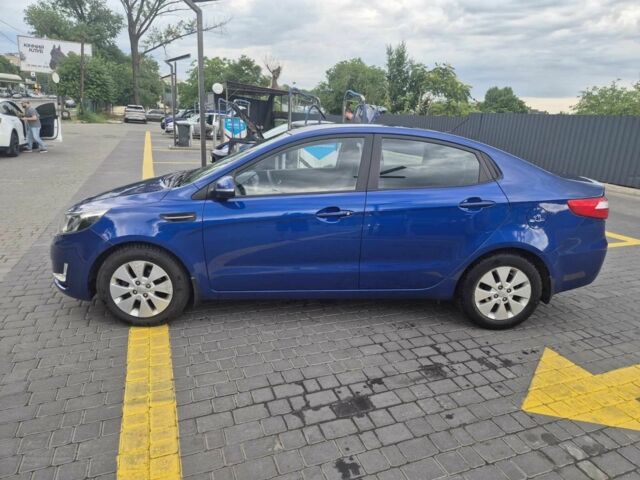 Синий Киа Рио, объемом двигателя 1.6 л и пробегом 150 тыс. км за 8371 $, фото 1 на Automoto.ua