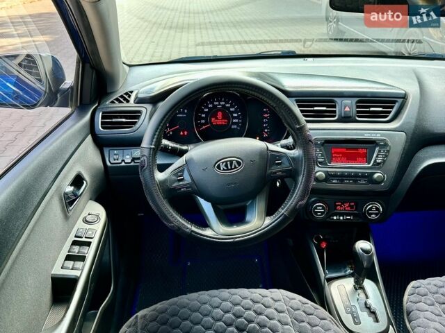 Синий Киа Рио, объемом двигателя 1.6 л и пробегом 190 тыс. км за 5999 $, фото 12 на Automoto.ua