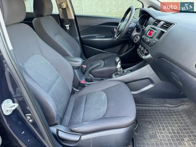 Синий Киа Рио, объемом двигателя 1.59 л и пробегом 162 тыс. км за 6000 $, фото 30 на Automoto.ua