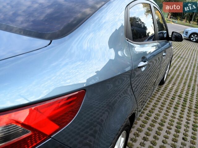 Синий Киа Рио, объемом двигателя 1.6 л и пробегом 148 тыс. км за 8200 $, фото 13 на Automoto.ua