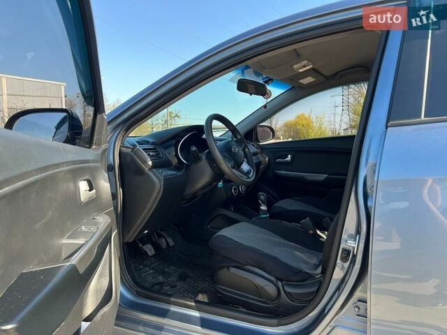 Синий Киа Рио, объемом двигателя 1.4 л и пробегом 120 тыс. км за 7499 $, фото 10 на Automoto.ua