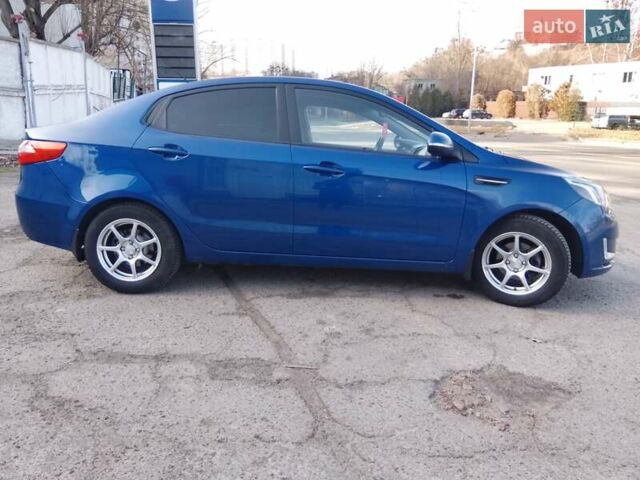 Синий Киа Рио, объемом двигателя 1.59 л и пробегом 121 тыс. км за 7599 $, фото 3 на Automoto.ua