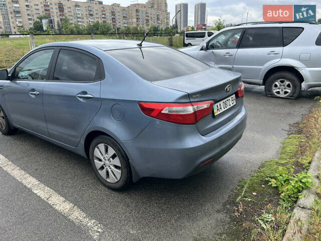 Синий Киа Рио, объемом двигателя 1.59 л и пробегом 143 тыс. км за 14000 $, фото 3 на Automoto.ua
